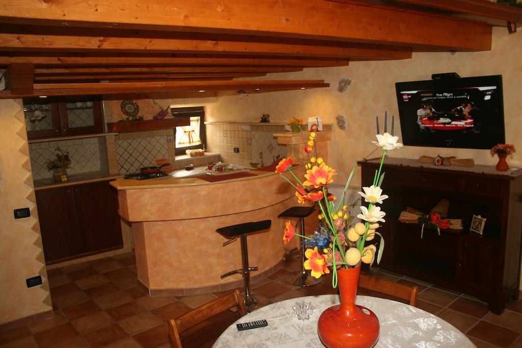 Alla Corte Dei Ventimiglia Montelepre Exterior photo