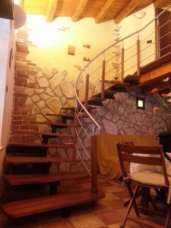 Alla Corte Dei Ventimiglia Montelepre Exterior photo